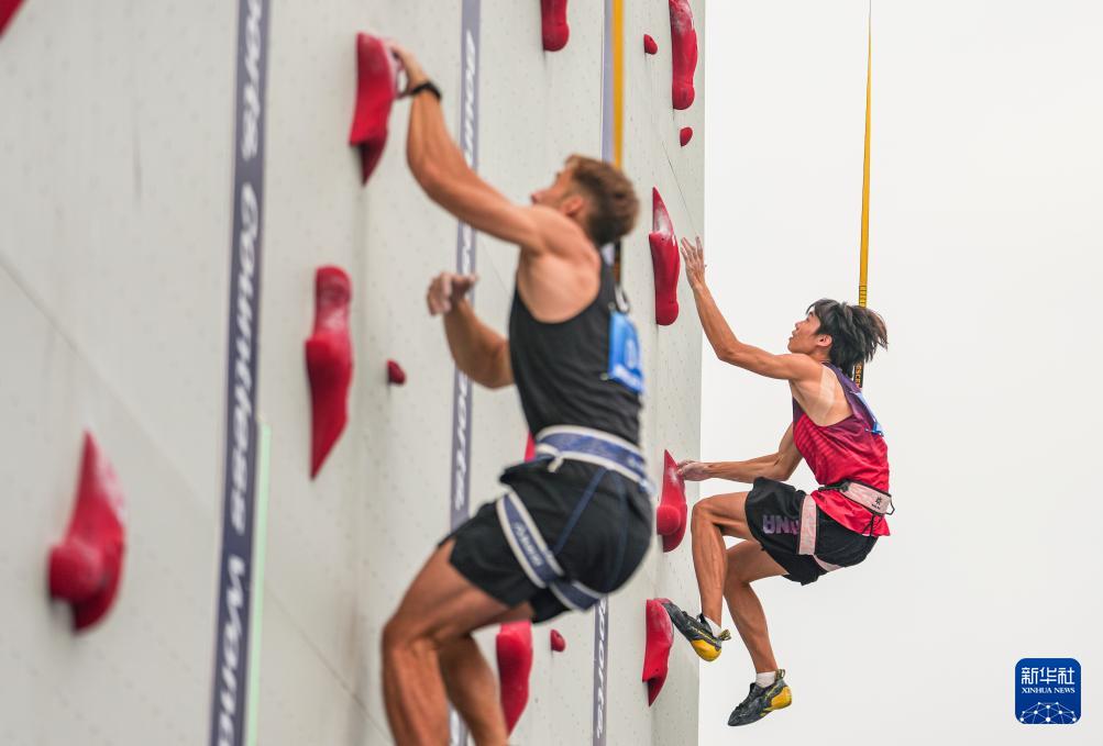 当日, 杨杰在男子, 力资格赛赛 当日, 杨杰在男子, 力资格赛赛