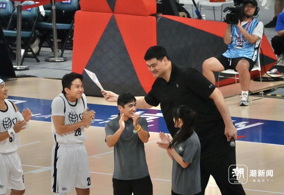 姚明与邓超, OMrG