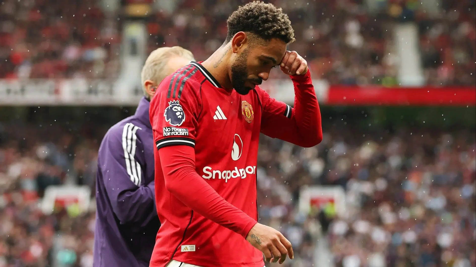 和阿莫林的, 挥出来, 绩不佳的原